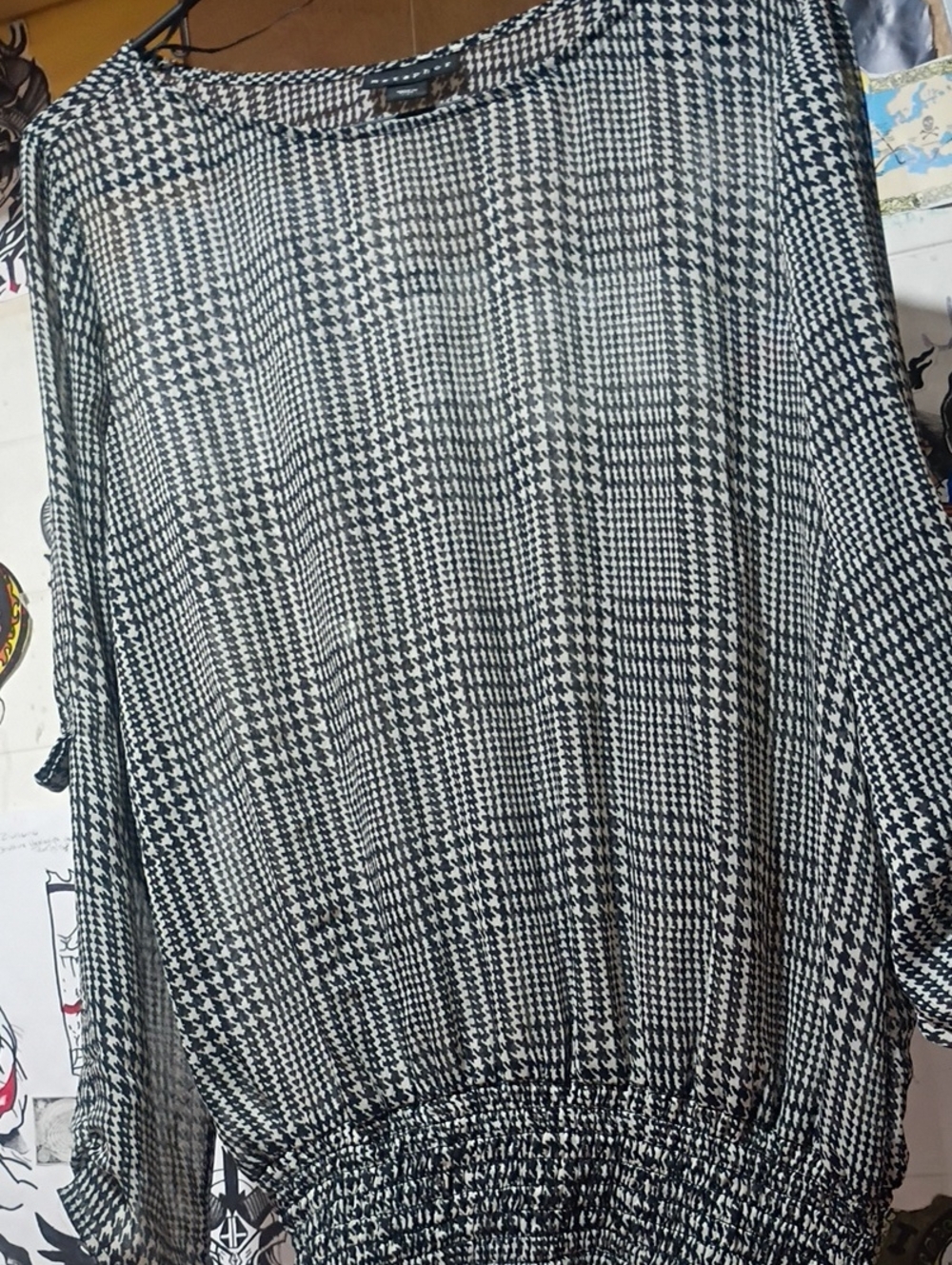Metaphor Black and White Houndstooth Tunic